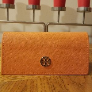 Tory Burch eyewear case